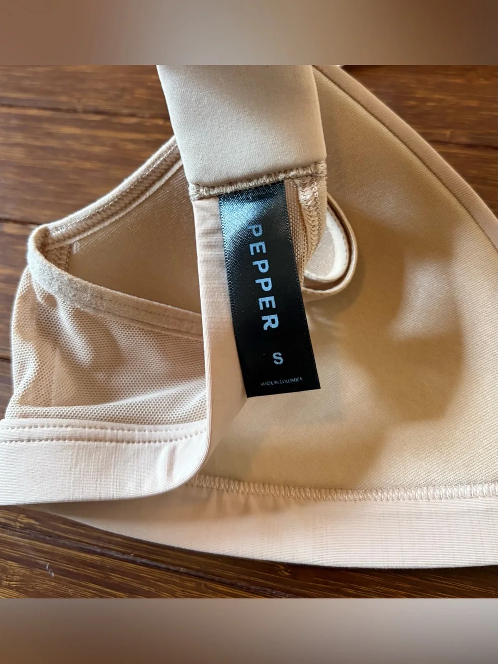 Pepper Bra for AA–B Cups Lightly Lined Wirefree T-Shirt Bra for Women Sz Small
